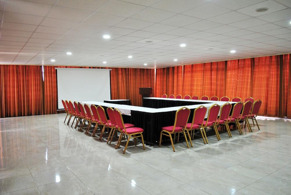 The Monarch Hotel Nairobi Eksteriør bilde
